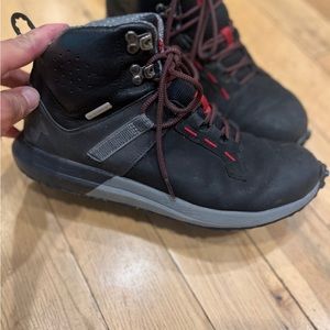Forsake Range High boots